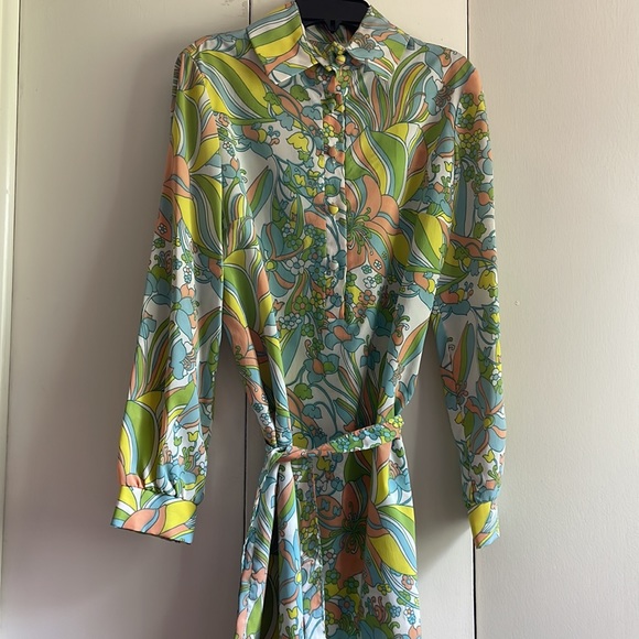 Beautiful Vintage Queen’s Way to Fashion Floral Shift Dress - Picture 3 of 7